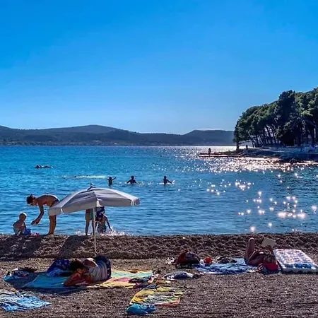 مكان تخييم Lunasky Biograd Mobile *
