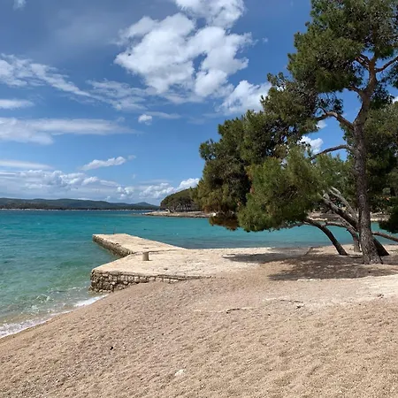 Lunasky Biograd Mobile Кемпинг *