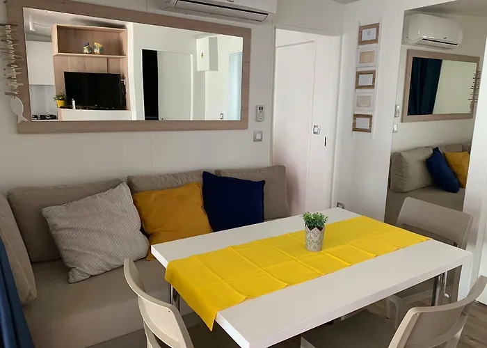 Lunasky Biograd Mobile Биоград-на-Мору