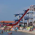 Campsite Lunasky Biograd Mobile *