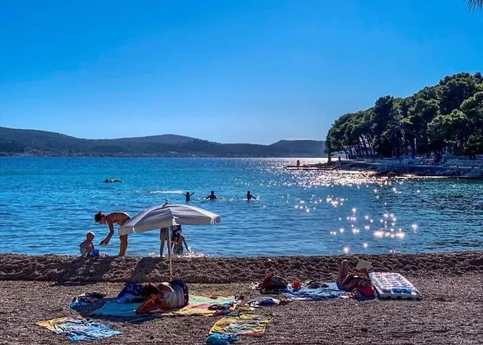 Campsite Lunasky Biograd Mobile *